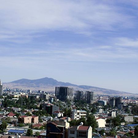 Aselefech Merga Hotel And Spa Addis Ababa Ngoại thất bức ảnh